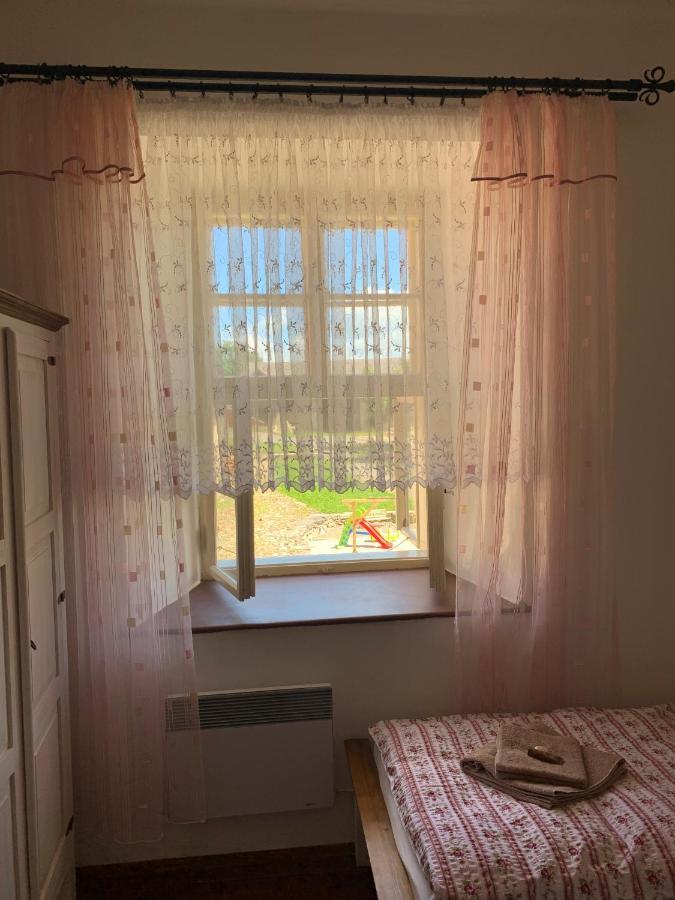 Zamek Mokrosuky المظهر الخارجي الصورة